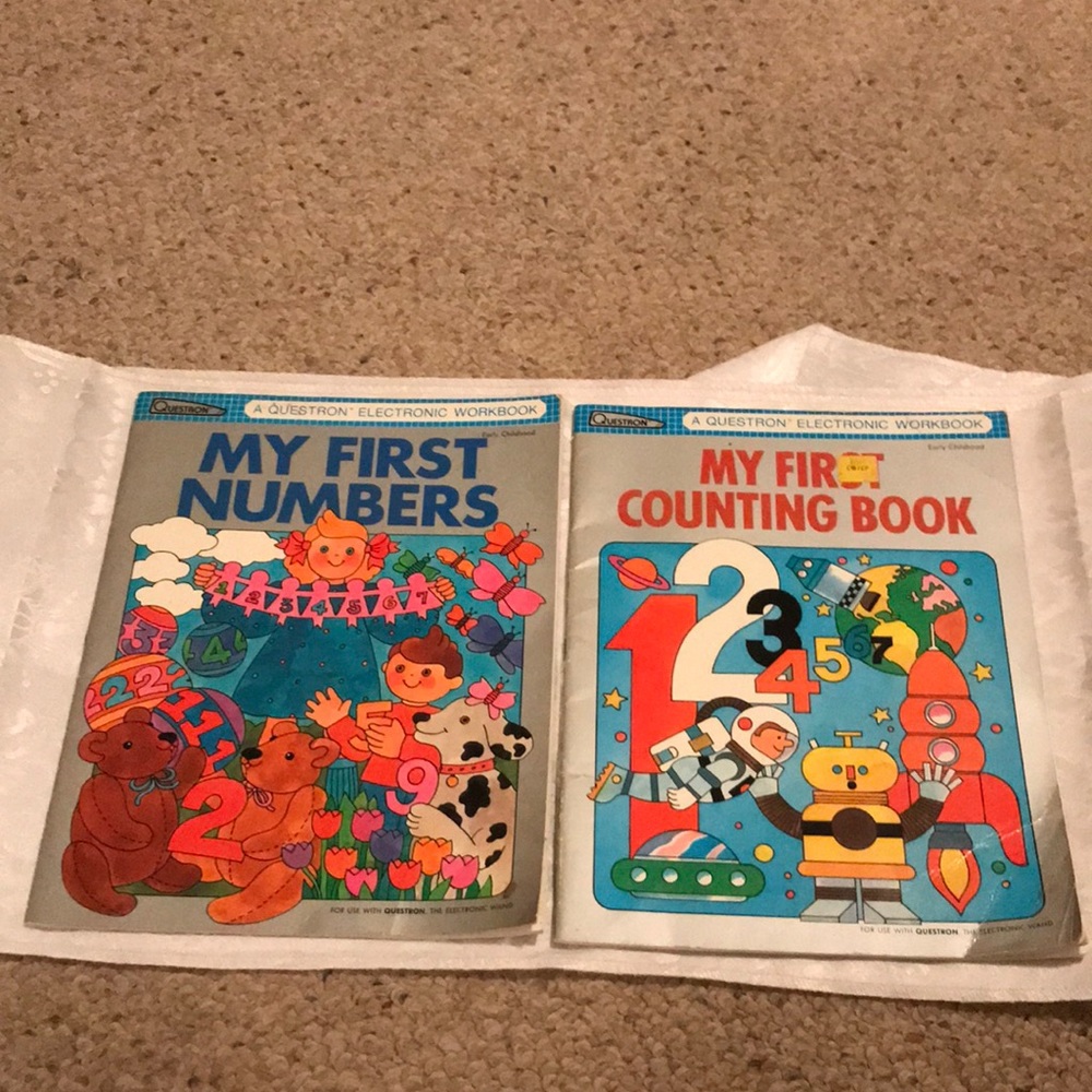 🎉2 for $15 Sale🎉Vintage Questron Electronic Workbooks—Early Childhood